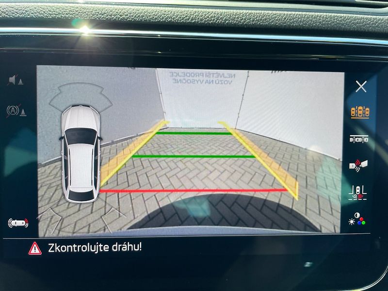 Škoda Superb (2022) SportLine 1.5TSI Webasto! 1.Ma - fotka 45 z 50