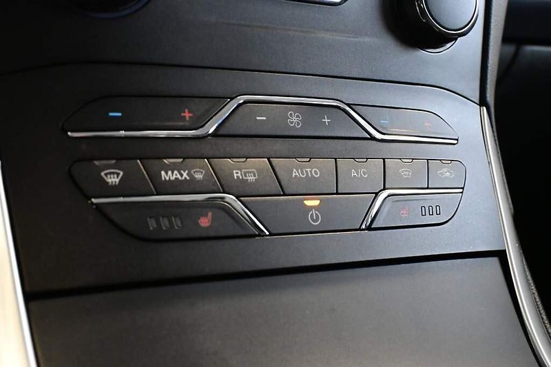 Ford S-MAX (2019) 2.0 TITANIUM 8AT ECOBLUE - fotka 19 z 31