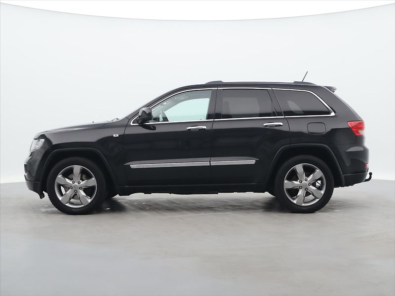 Jeep Grand Cherokee 3.0 CRD 177kW Overland 4WD Aut - fotka 4 z 37