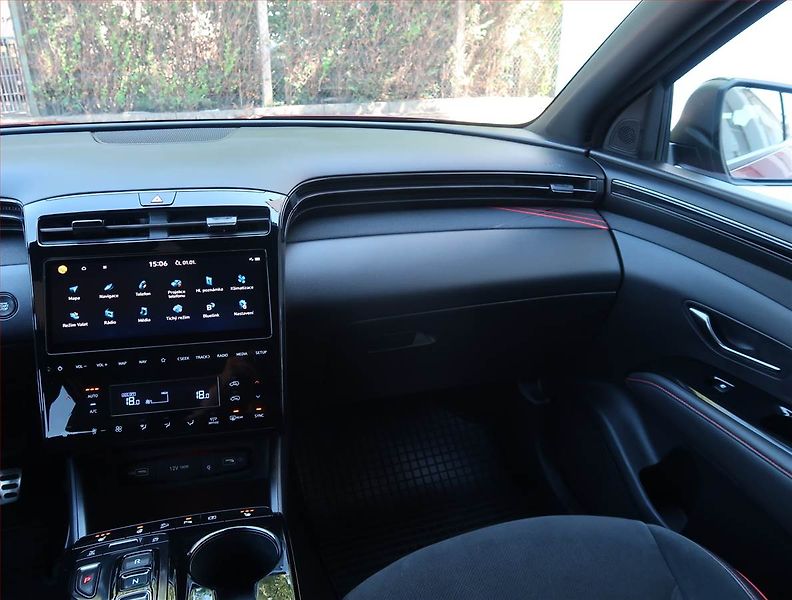 Hyundai Tucson (2022) N-Line 1.6 T-GDI 48V MHEV - fotka 8 z 34