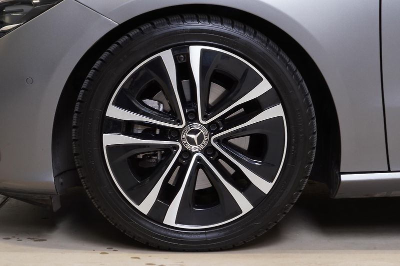 Mercedes-Benz CLA 180,NZ.TOPENÍ,VYHŘÍVANÝ VOLANT - fotka 11 z 30