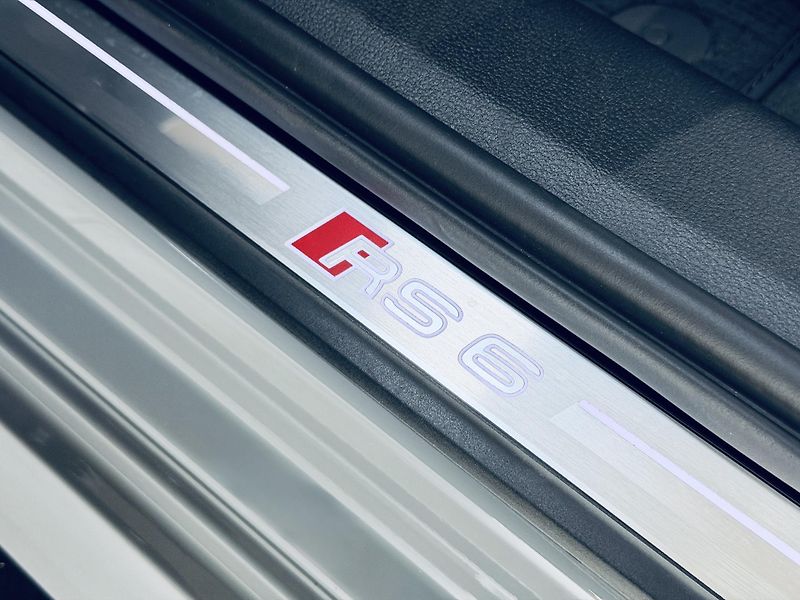 Audi RS 6 (2020) RS6 Avant TFSI 441 kW Quattro  - fotka 17 z 49