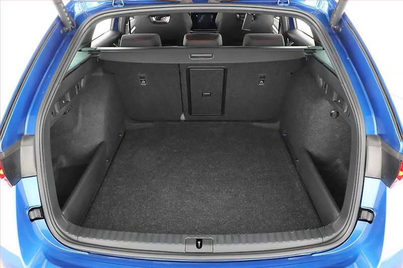 Škoda Octavia (2024) RS 2.0 TSI, RS, Navigace - fotka 11 z 20