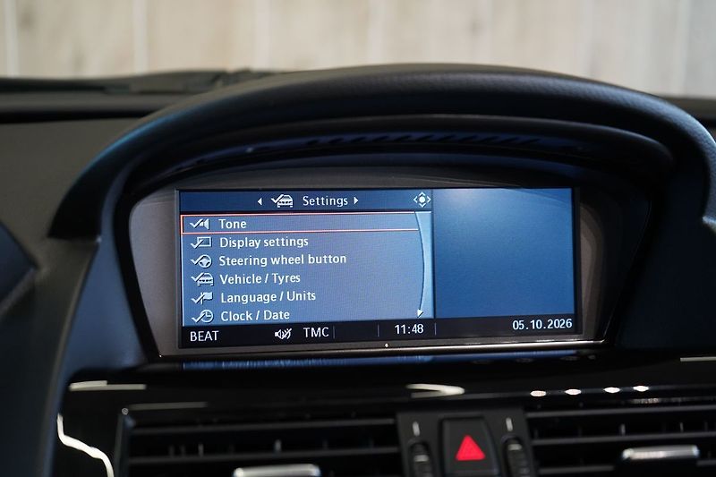 BMW M6 Cabrio, V10,Head-up,Soft-close - fotka 34 z 41