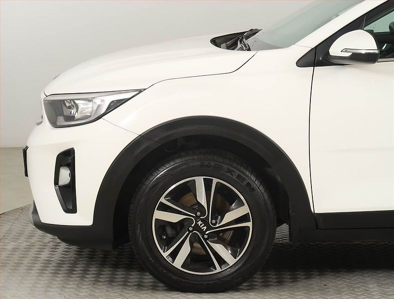 Kia Stonic (2018) 1.4 CVVT, Serv.kniha, Tempomat - fotka 14 z 20