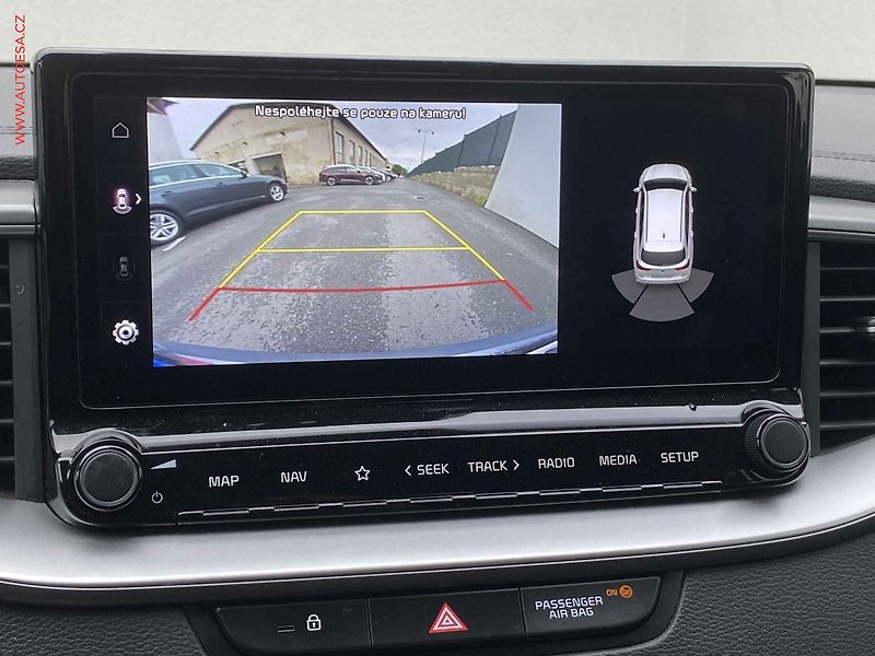 Kia Ceed (2023) 1.5 T-GDi, 1.maj,ČR, TOP - fotka 17 z 18