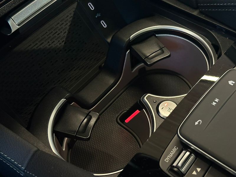 Mercedes-Benz Ostatní 450d Kupé 4MATIC, AMG Premium - fotka 36 z 41