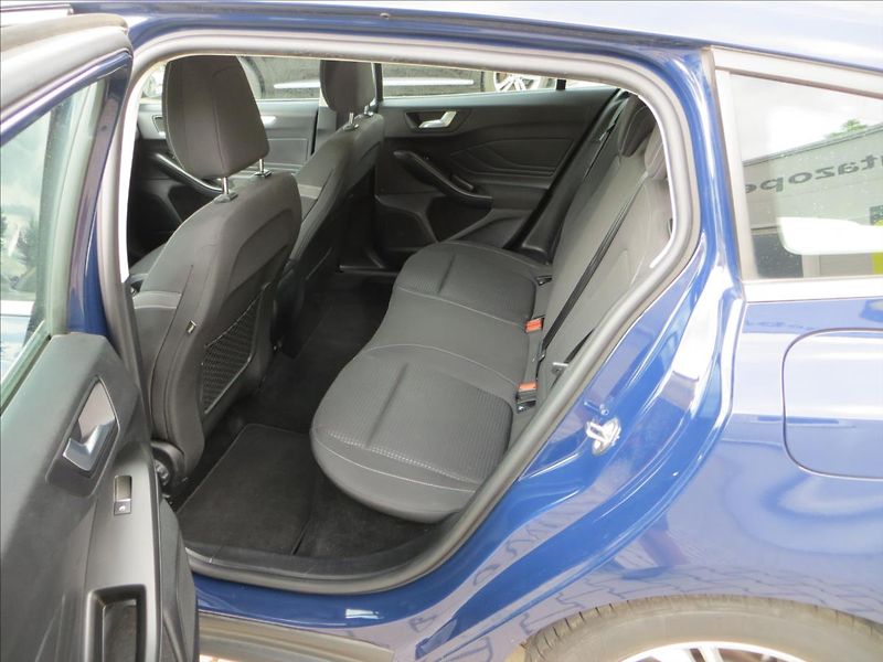 Ford Focus 1,5 TDCi Trend Edition Kamera - fotka 22 z 23