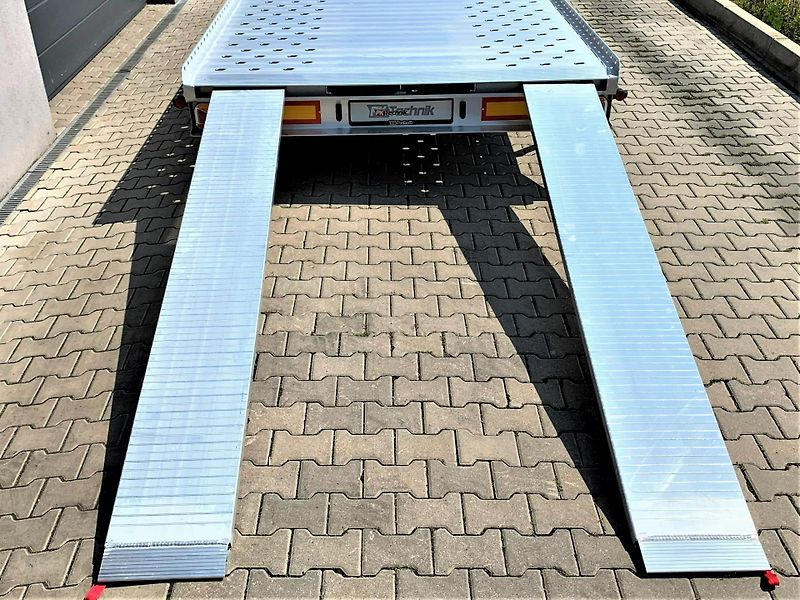 Gromex (2026) pro 2 vozy, 8.5x2.1m, VDI 2700 - fotka 8 z 31