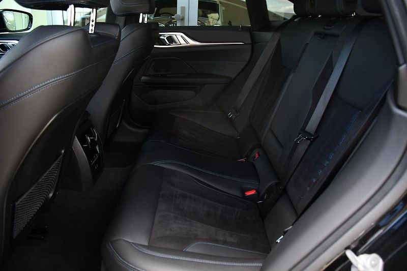 BMW Řada 4 420d xDrive M-SPORT ČR 1.MAJ - fotka 20 z 43