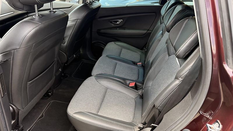 Renault Grand Scénic (2021) TCE 140,INTENS,ČŘ,ZÁRUKA - fotka 12 z 24