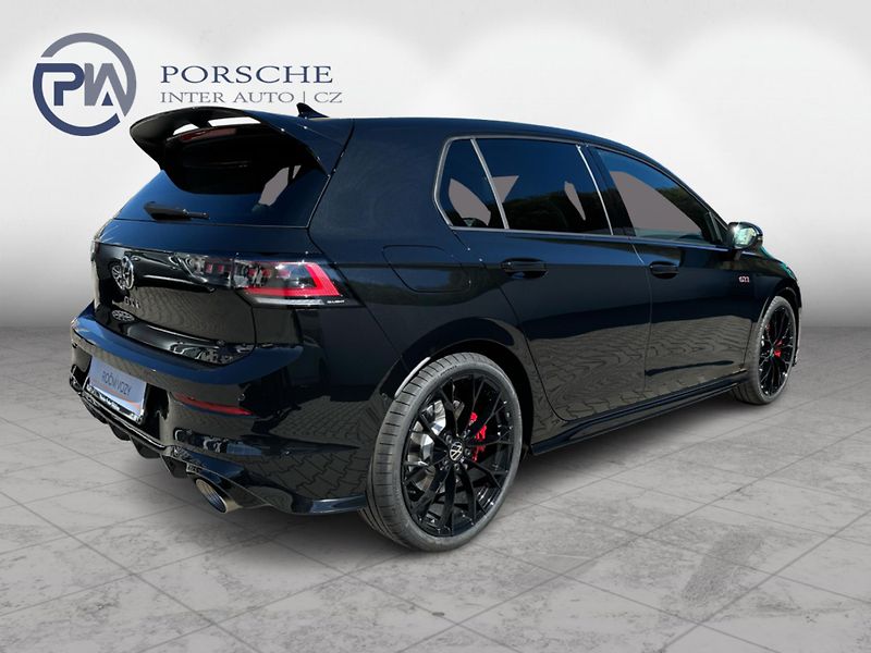 Volkswagen Golf Clubsport 2,0 TSI 7DSG - fotka 6 z 24