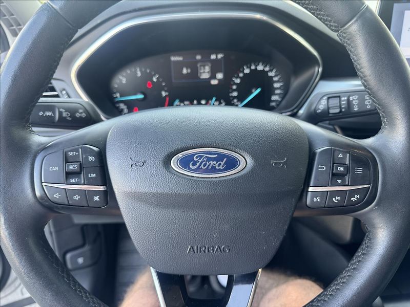 Ford Focus 2,0 TDCi Active - fotka 15 z 22