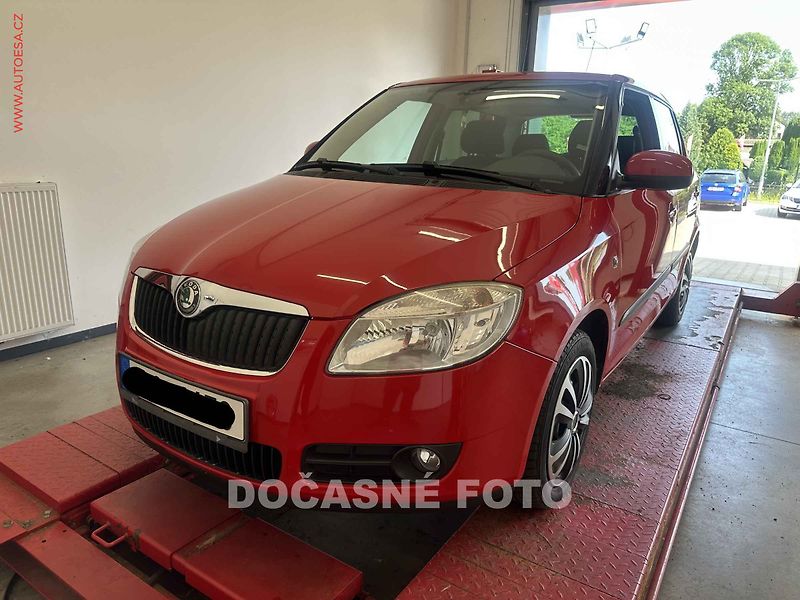 Škoda Fabia (2009) 1.2 HTP, ČR - fotka 1 z 3