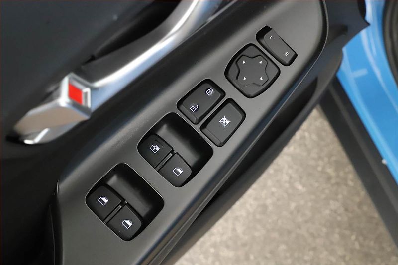 Hyundai Kona (2021) 1.0 T-GDI, Automat, ČR,1.maj - fotka 17 z 19
