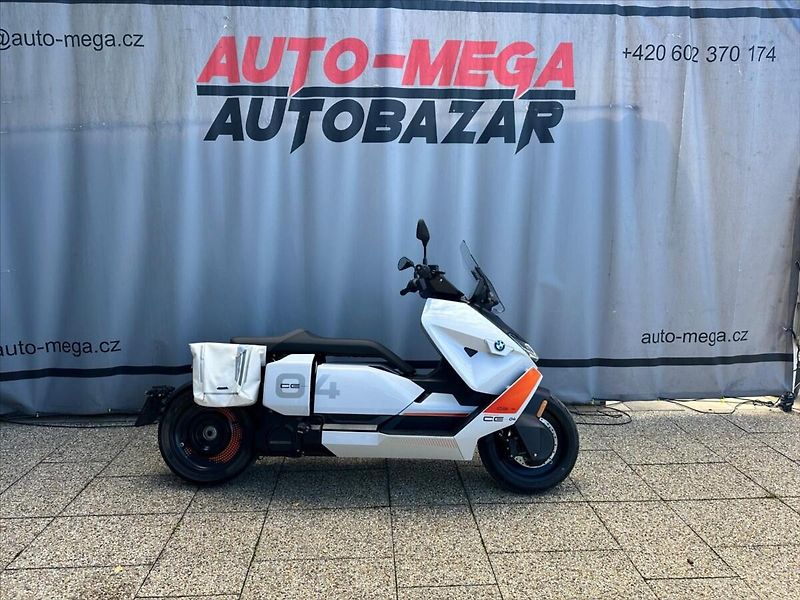 BMW CE 04 - fotka 3 z 26