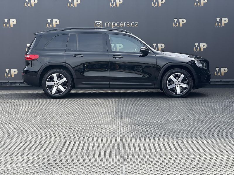 Mercedes-Benz GLB (2022) 200d 4Matic Progressive, DPH   - fotka 4 z 46