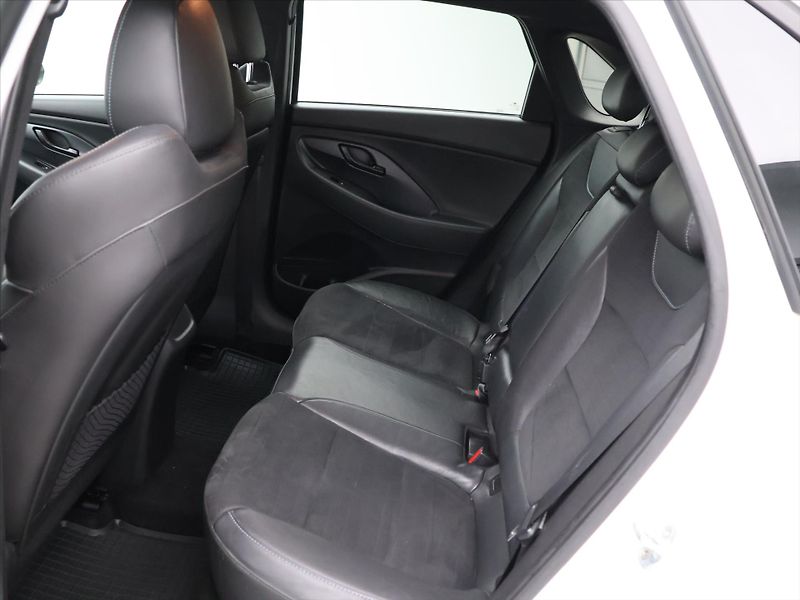 Hyundai i30 2,0 N 202kW Performance CZ - fotka 14 z 31