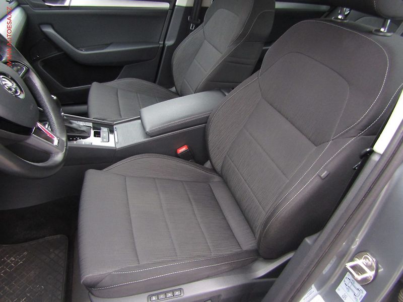 Škoda Superb (2016) 1.6 TDi, ČR, Ambition, DSG - fotka 9 z 21