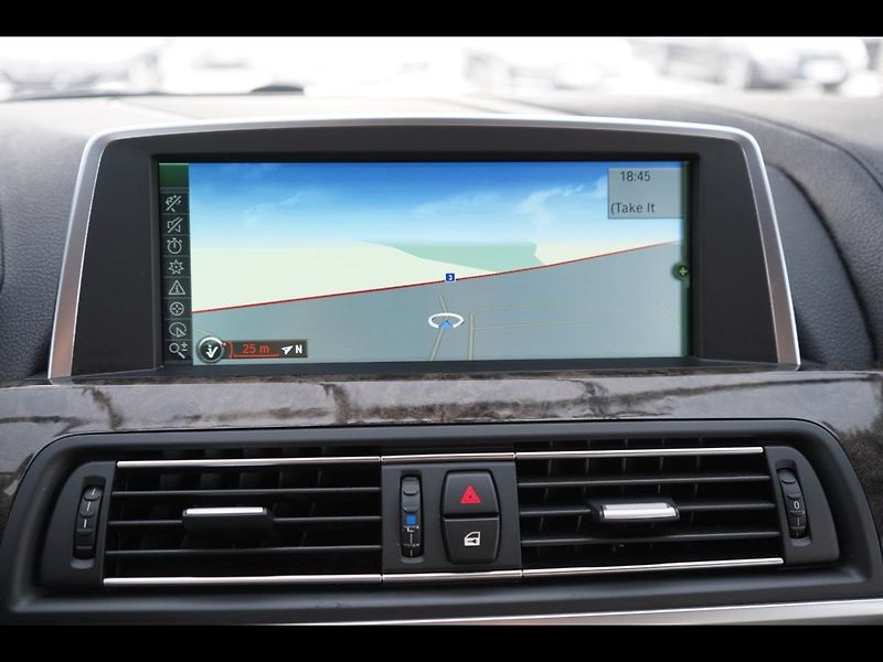 BMW Řada 6 650i xDrive, cabrio, 405PS - fotka 46 z 69