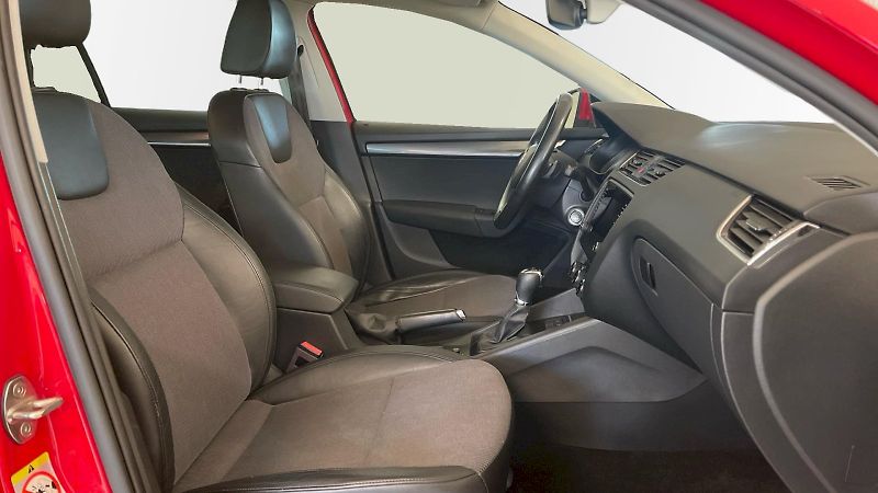 Škoda Octavia (2018) kombi Style 2.0 TDI 110kW - fotka 14 z 29