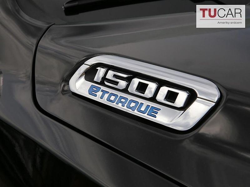 RAM 1500 (2026) BigHorn 5.7 V8 HEMI 2026 - fotka 13 z 48