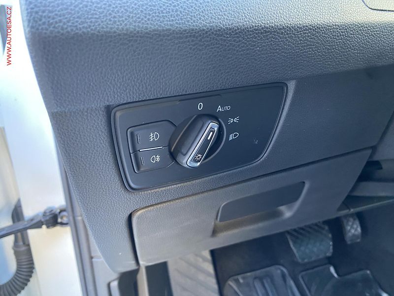 Volkswagen Passat (2020) 2.0TDi, ČR, DSG, LED - fotka 15 z 18