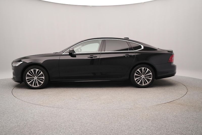 Volvo S90 B5 AWD MOMENTUM PRO  - fotka 6 z 45