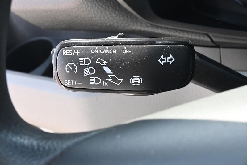 Volkswagen Crafter 2,0 TDI 103 kW L2H2 Tempomat T - fotka 22 z 28