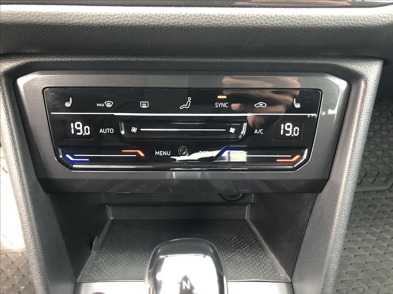 Volkswagen Tiguan Allspace 1,5 TSi 110kW 7DSG LIFE  REZER - fotka 25 z 31