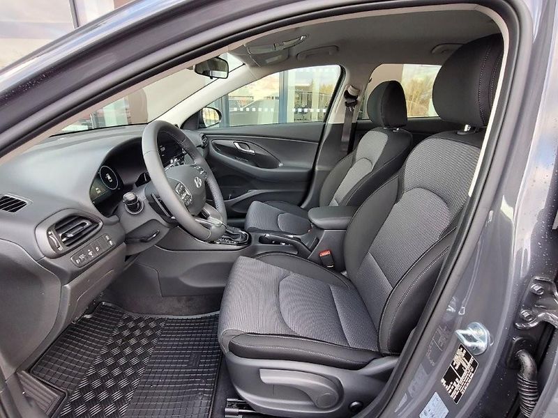 Hyundai i30 (2026) 1.6 T-GDI 110kW DCT SMART  - fotka 13 z 28