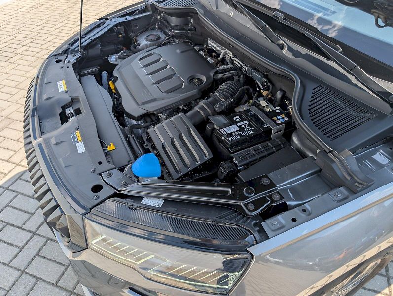 Škoda Karoq (2024) 2,0 TDI / 110 kW DSG 4x4 Sport - fotka 13 z 30