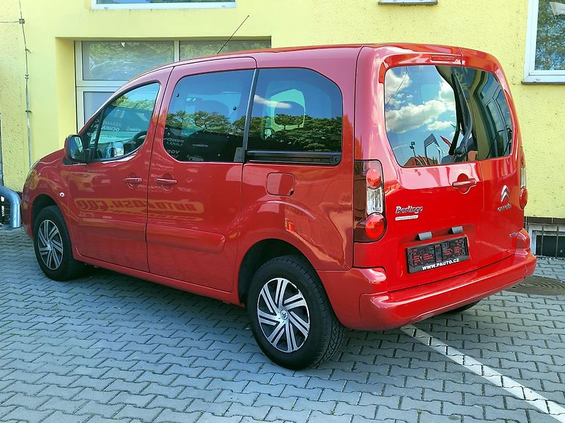 Citroën Berlingo 1,6 bHDi *SERV.KN. záruka km - fotka 7 z 31