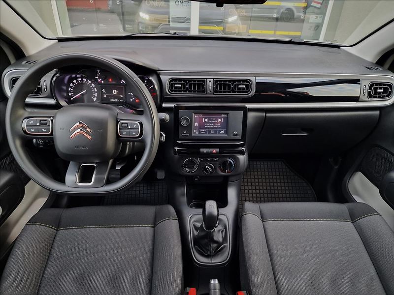 Citroën C3 1.2 PureTech Feel,ČR,1.Maj. - fotka 24 z 47