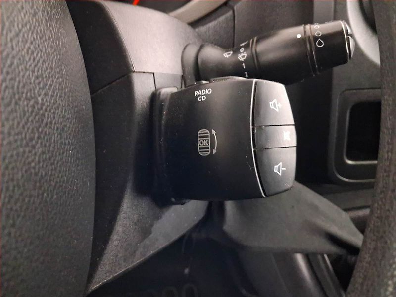 Renault Master (2011) 2.3 dCi 150, Bus, 9Míst, ČR - fotka 15 z 19