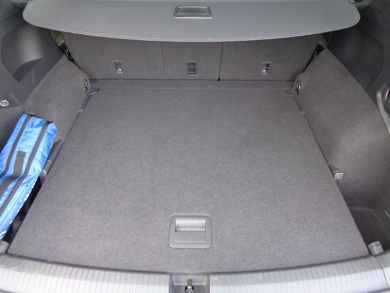 Volkswagen Tiguan 2.0 TSI 7DSG 4x4 R-LINE  140 k - fotka 27 z 30