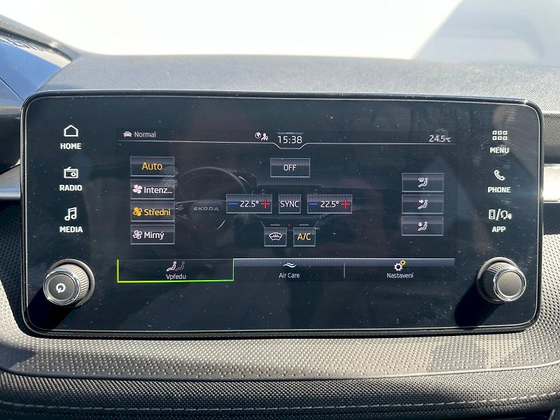 Škoda Fabia (2025) 1,0 TSI / 85 KW / Top Selectio - fotka 16 z 30