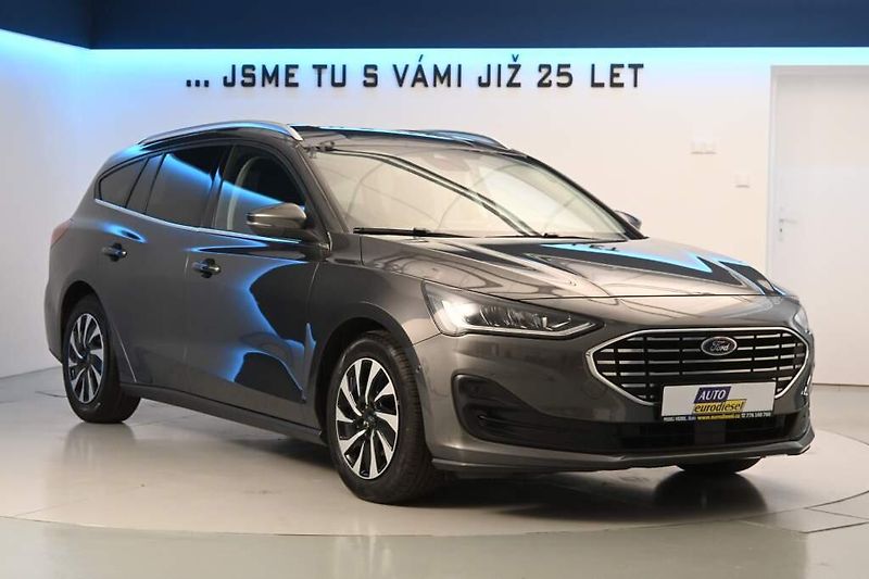 Ford Focus (2022) 1.5 LED ACC TITANIUM Tažné 8AT - fotka 4 z 39