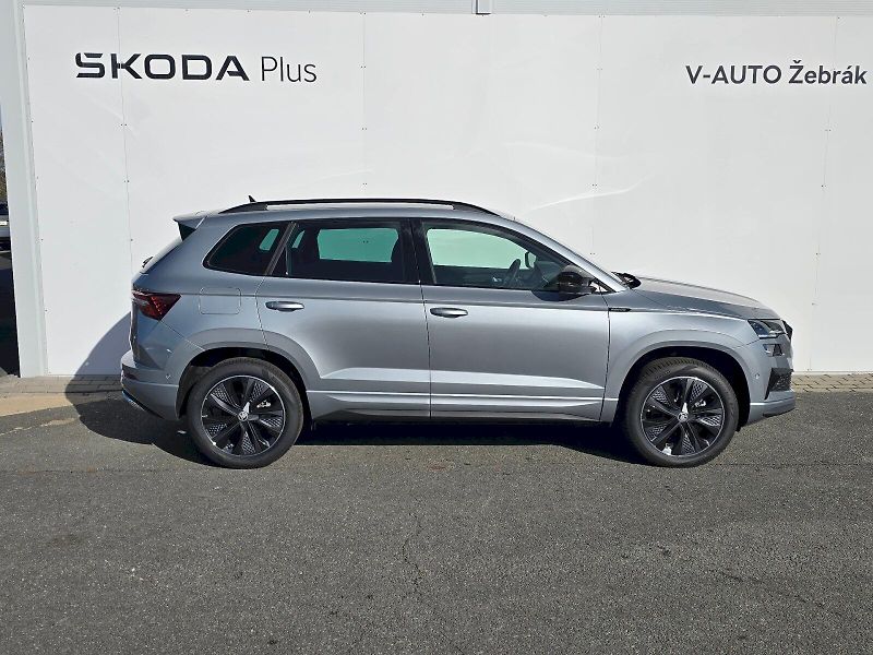 Škoda Karoq (2026) SPORTLINE 4X4 TDI 2.0/110KW A7 - fotka 7 z 35