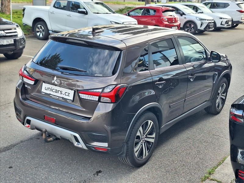 Mitsubishi ASX 2,0 MIVEC  4WD CVT Intense DPH - fotka 6 z 15