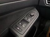 Volkswagen Golf (2025) Style 1.5 eTSI - náhled 18