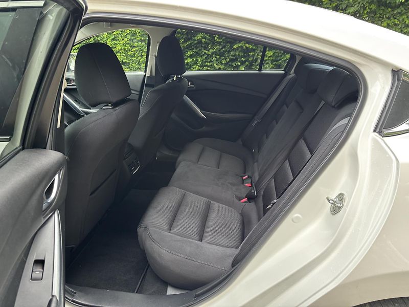 Mazda 6 2.0 Center-Line - fotka 19 z 30