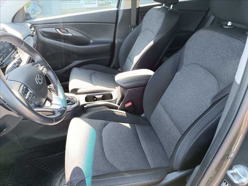 Hyundai i30 1,0 T-GDi, DCT, Automat Smart - fotka 18 z 21