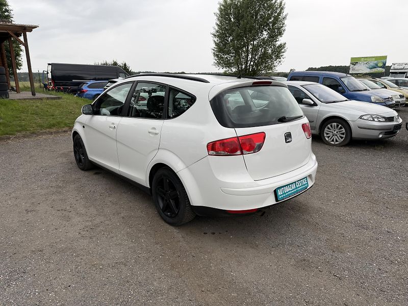 Seat Altea 1.6 TDI XL - fotka 8 z 24