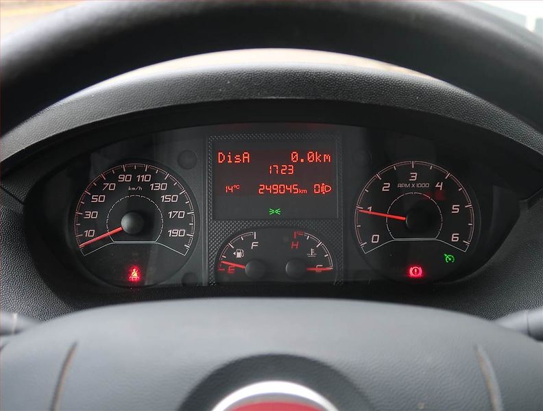 Fiat Ducato (2015) 2.0 MultiJet, Bus, 9Míst, 1Maj - fotka 11 z 20
