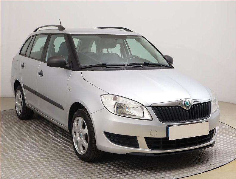 Škoda Fabia (2012) 1.4 16V - fotografie inzerátu
