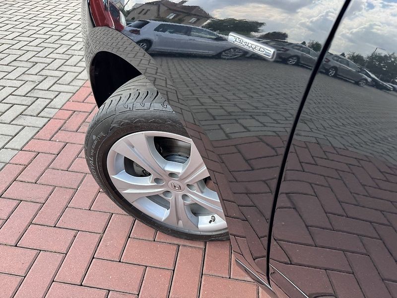 Renault Scénic (2014) 1.5dCi  Navi Digi Klima Bose - fotka 48 z 50