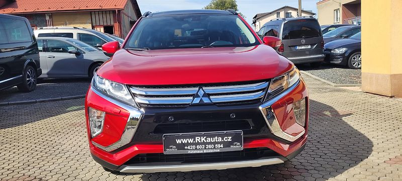 Mitsubishi Eclipse Cross (2018) 1,5T-MiVeC 120kW 4WD „TOP“ - fotka 2 z 47