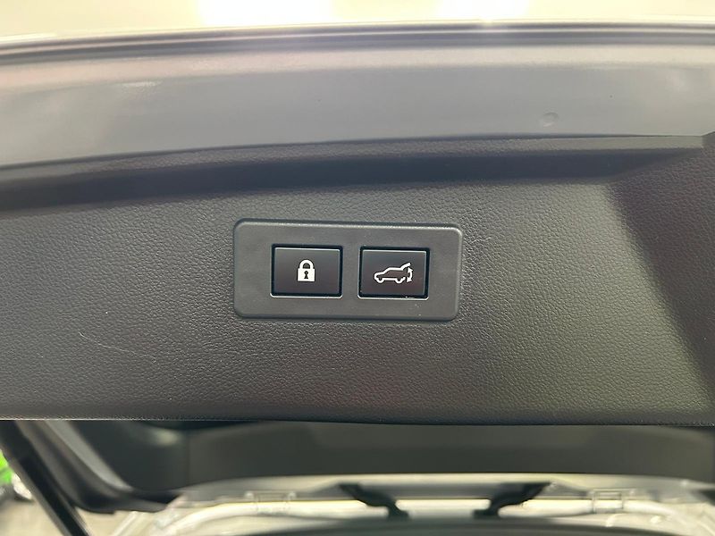 Subaru Outback (2022) 2.5 COMFORT+ 2022 | Záruka - fotka 13 z 26