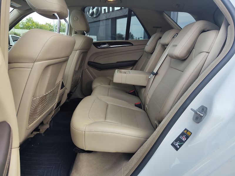 Mercedes-Benz Třídy M 250 CDI/150kW 4Matic AT - fotka 11 z 34